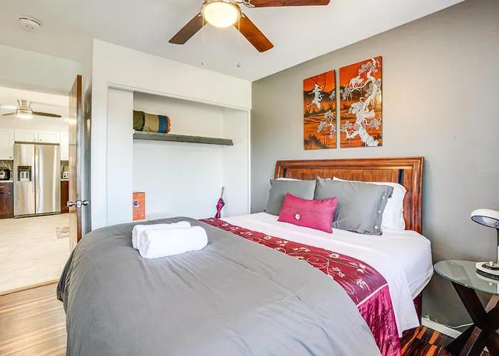 1 Mi To Dtwn: Scenic Hillside Retreat! Appartement
