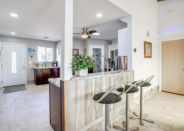 Appartement 1 Mi To Dtwn: Scenic Hillside Retreat! Prescott
